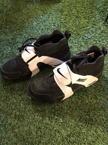 Brand New Mens Nike Air Turf Shoe
