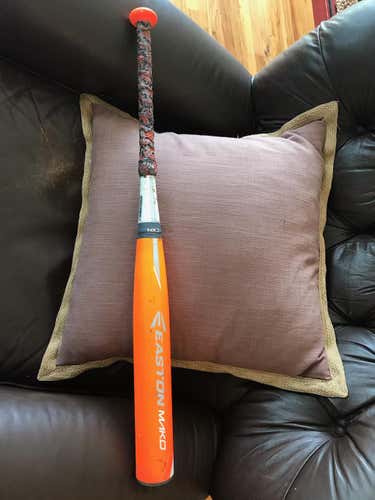 2015 Easton Mako Bat