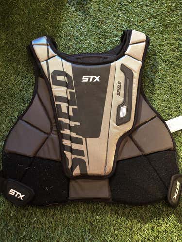 Quinnipiac Team Issued STX Shield Goalie Chest Protector Large