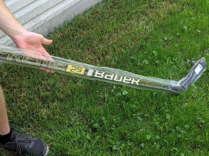 New Bauer Supreme 2S Pro Hockey Stick Lefty Mid Senior