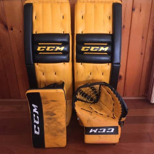 @wallofchina1 CCM Retro Flex 3 Goalie Set & Bauer 9600/9601 Goalie Mask