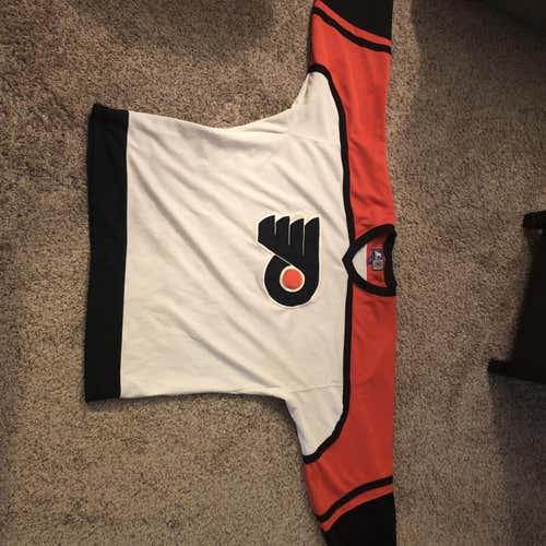 XL Philadelphia Flyers Jersey (Starter brand)