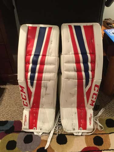 Excellent condition CCM Extreme Flex II Pro Goalie Leg Pads Senior 36+1***