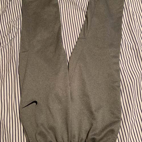 Nike Therma Pants