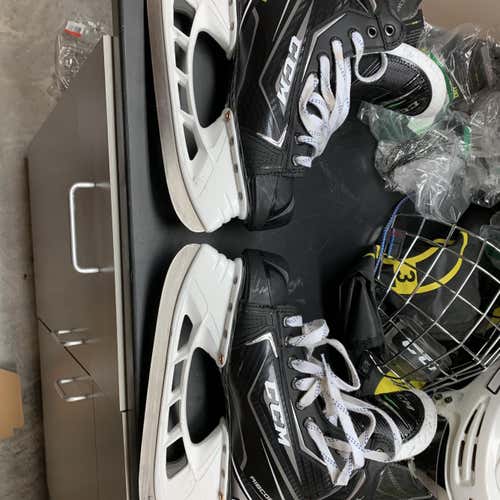 RibCor 70K Hockey Skates Senior Pro Stock Size 8.5