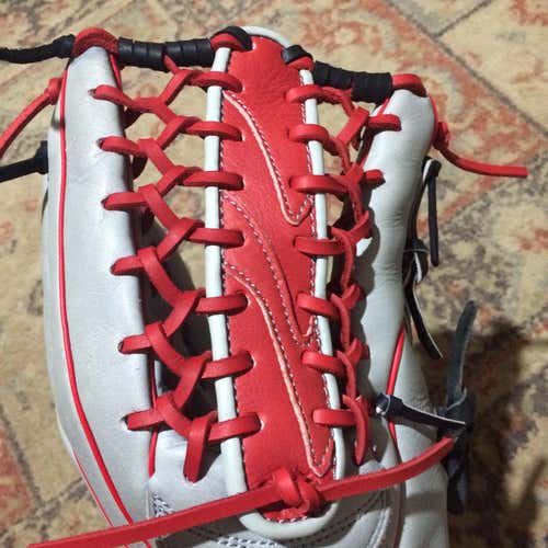 Nike Baseball Glove Adult No Trades