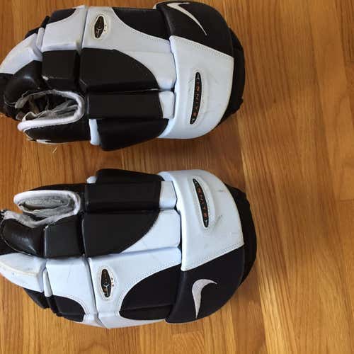 Gloves Senior Pro Stock