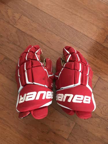 Jeff Skinner Red Bauer Supreme TotalOne Gloves 14"