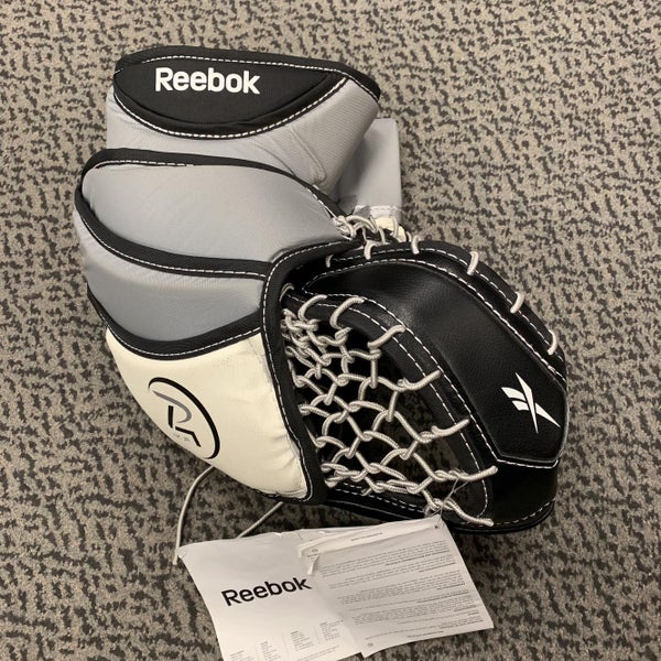 New Reebok 4k Goalie Gloves & Blockers Full Right Junior