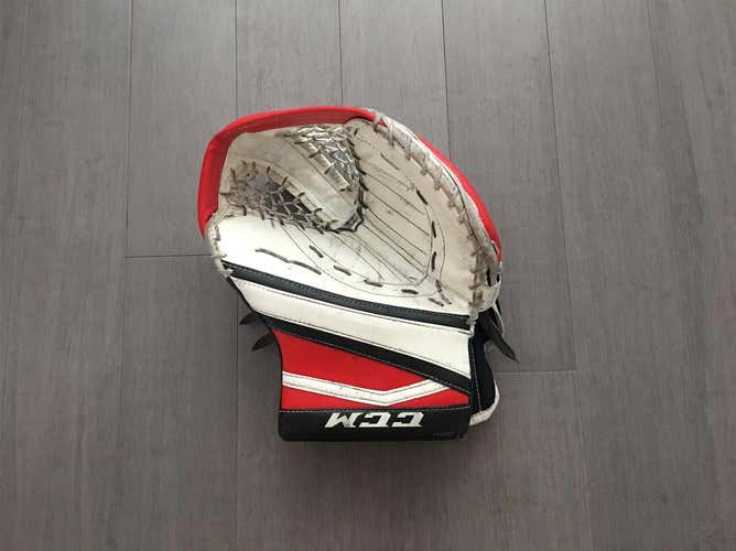 CCM Extreme Flex II 860 Goalie Glove Regular Intermediate