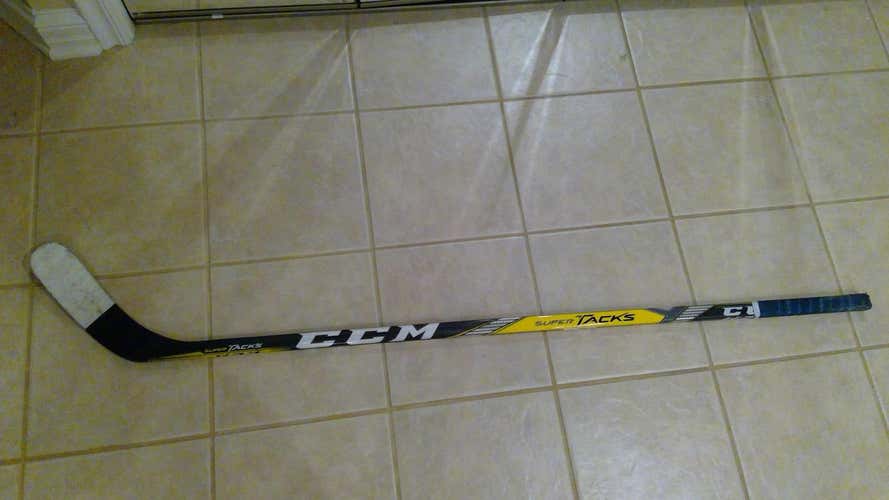 CCM RibCor Trigger ASY Hockey Stick Righty Mid Intermediate Pro Stock