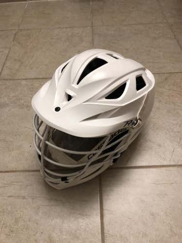 R Helmet Adult