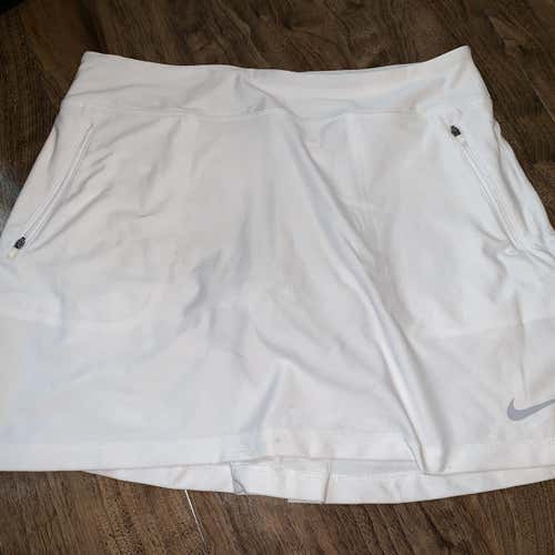 Nike Women’s Golf Skort
