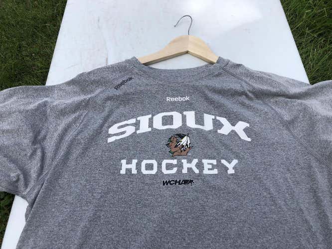 UND Fighting Sioux Speedwick Reebok Shirt Adult WCHA