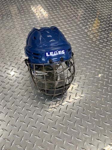 Bauer Re-Akt Helmet with Titanium cage Adult SM