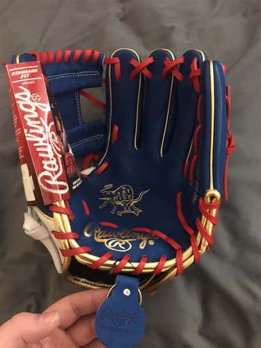 New Heart of the Hide Baseball Glove