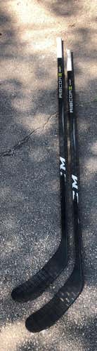 CCM Trigger 2 P28M 80 Flex RH 2Pack