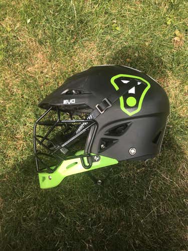 Evo Helmet Adult