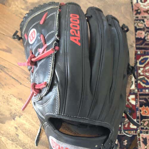 A2000 B125 Baseball Glove