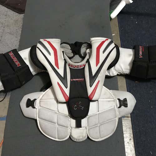 Vaughn Vision 9200 Goalie Chest Protector Junior