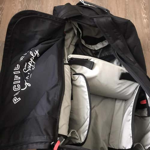 Pacific Rink Bag Junior