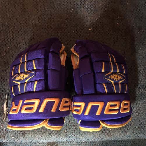 Nexus Gloves Senior