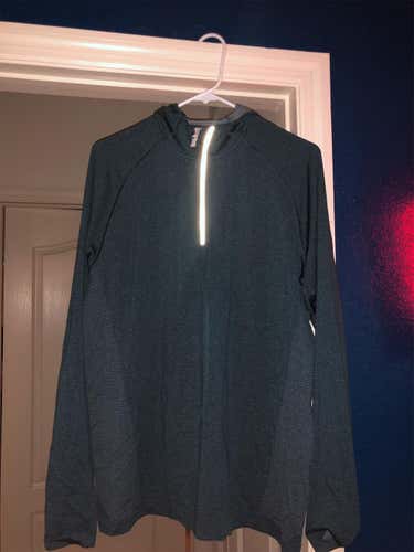 Lululemon Men’s Metal vent tech Hoodie Large