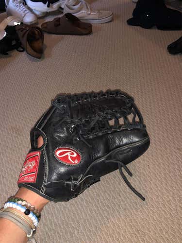 Gold Glove Baseball Glove