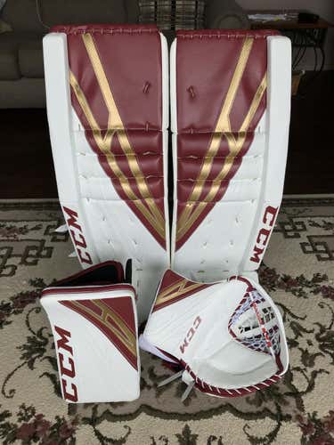 NEW Canadian Made Pro Return CCM Eflex 4 Goalie Pads, Glove, and Blocker - 34+2.5