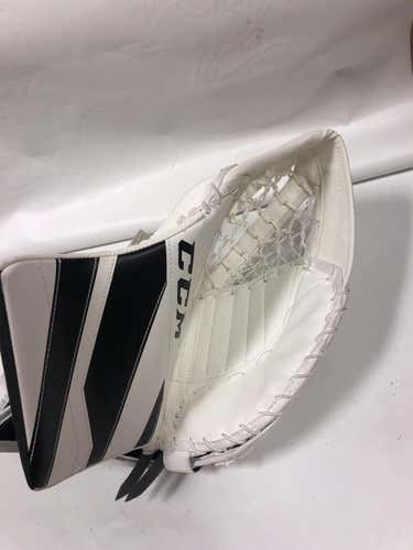 New Extreme Flex III E3.5 Goalie Glove & Blocker Regular