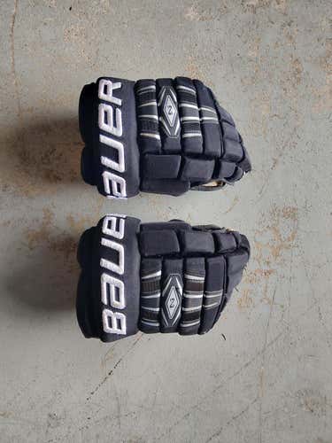 Bauer Nexus 800 Gloves Senior