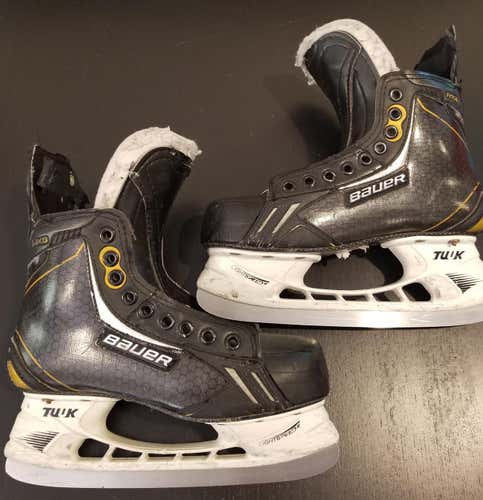 Bauer Supreme TotalOne NXG Hockey Skates Pro Stock Size 4
