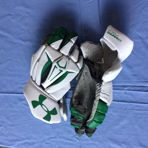 Notre dame Throwback Gloves