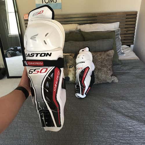 Synergy 650 Shin Pads Senior