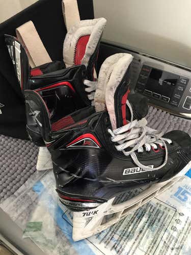 Vapor 1X 2.0 Hockey Skates Senior Pro Stock Size 10.5