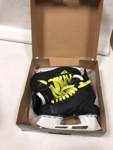 New Graf 535S Hockey Skates Size 6