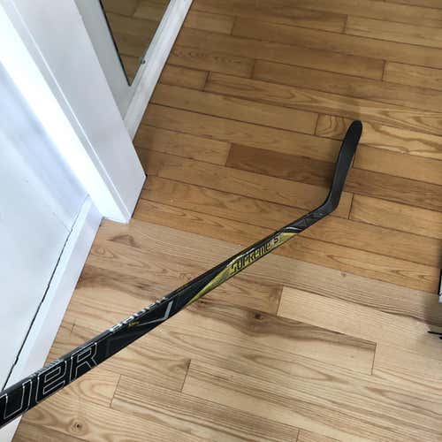 Bauer G3 Dressed Supreme 1S Stick P46, 95 flex Winnik