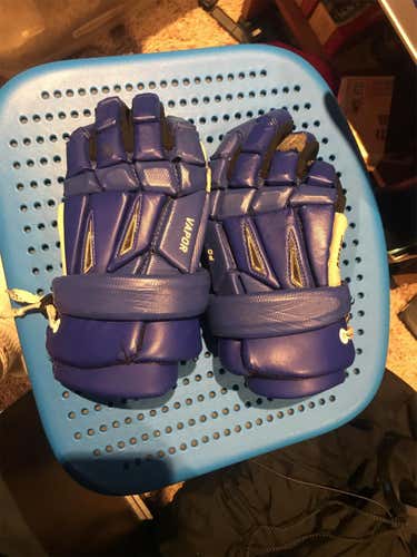 Vapor Lacrosse Gloves