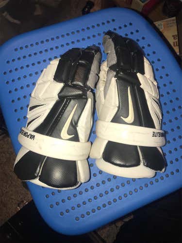 Vapor Elite Lacrosse Gloves