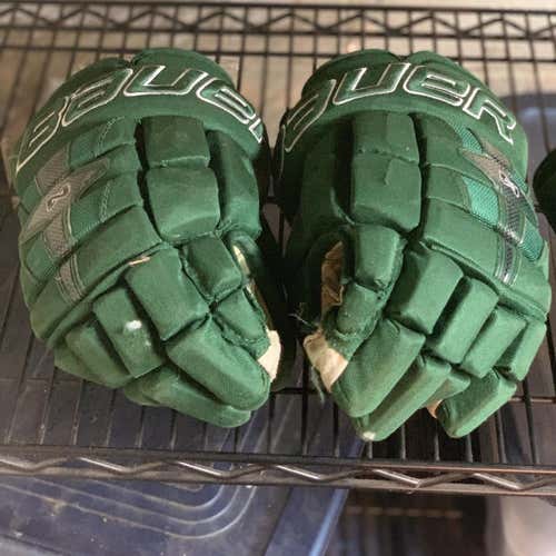 Nexus 9000 Senior Glove