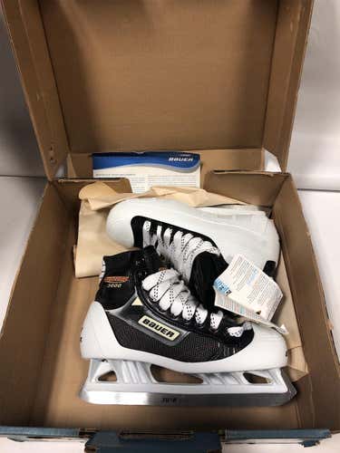 New Bauer Goalie Skates Senior Size 7