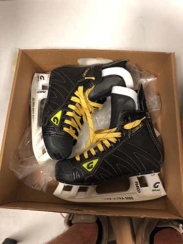 New Graf Hockey Skates Junior Size 3