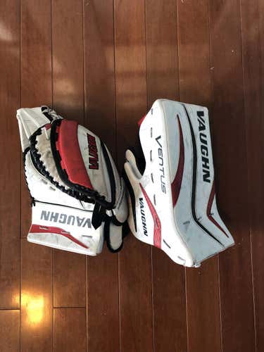 Vaughn Ventus LT68 Goalie Glove & Blocker Regular Youth