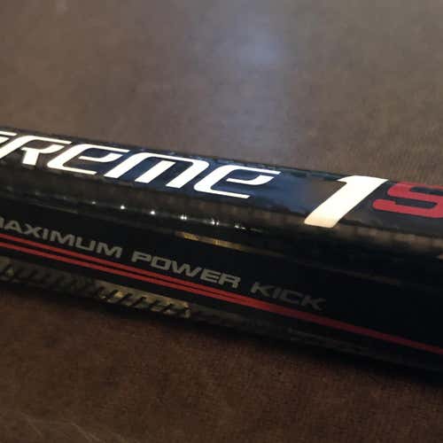 Supreme 1S Hockey Stick Lefty Mid Senior Pro Stock