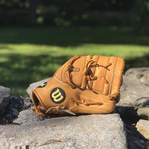 Never Used Wilson A2K 11.75-Inch RT Adult Glove