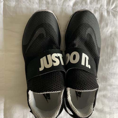 Nike Training Size 8 “Just Do It”