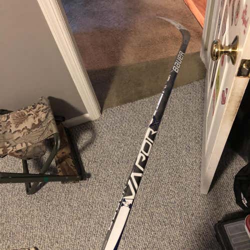 Vapor 1X Hockey Stick Righty Senior Pro Stock P88 87 Flex