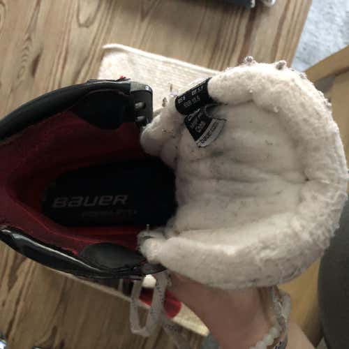 Vapor APX2 Hockey Skates Junior Size 5