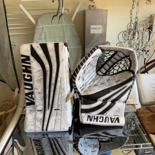 SLR Goalie Glove & Blocker Full Right Intermediate Pro Stock
