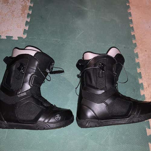 K2 Data Snowboard Boots